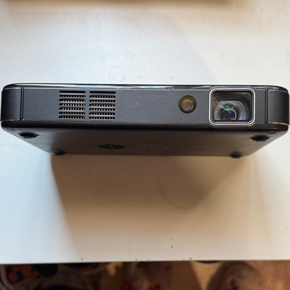 Miroir Projector - Picture 3 of 4
